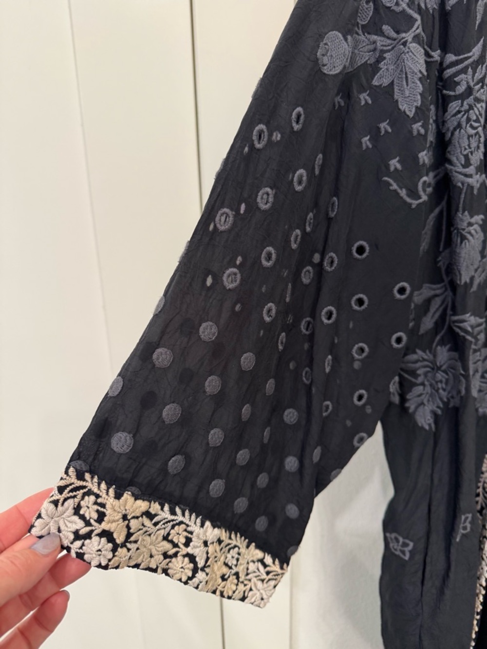 Johnny Was Kimono - Picture 3 of 7